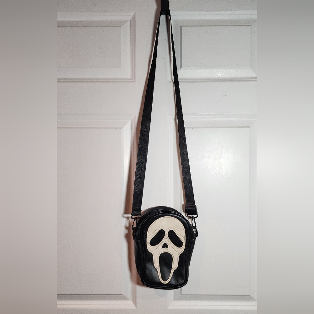 Black and White Ghost Scream Face Crossbody Bag Halloween
